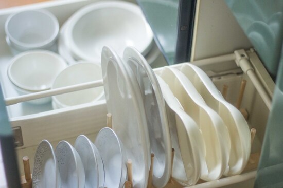 5人家族の我が家の食器たち。白で揃えています