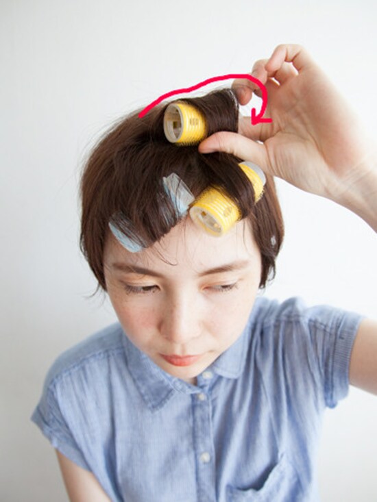 画像 31 33 キャップで前髪がつぶれる 帽子の髪型におすすめ簡単ヘアアレンジ ヘアアレンジ All About