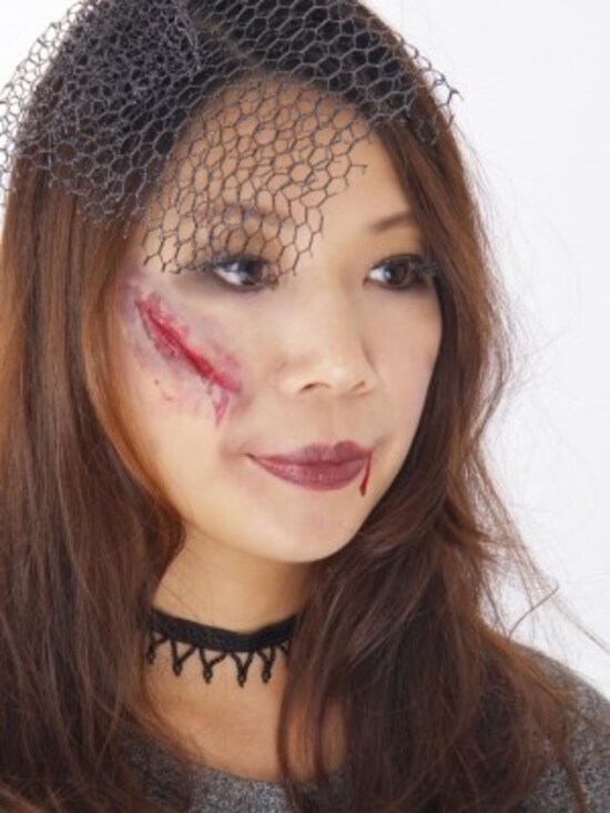 画像：ハロウィンメイクで変身！魔女やゾンビなど簡単かわいい仮装アイデア7選 [メイク・メイクアップ] All About