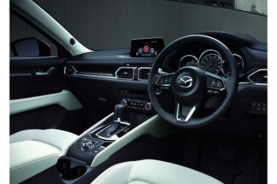 マツダ CX-5（XD L Package）のインテリア