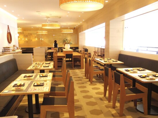UNAGI PIE CAFE の店内