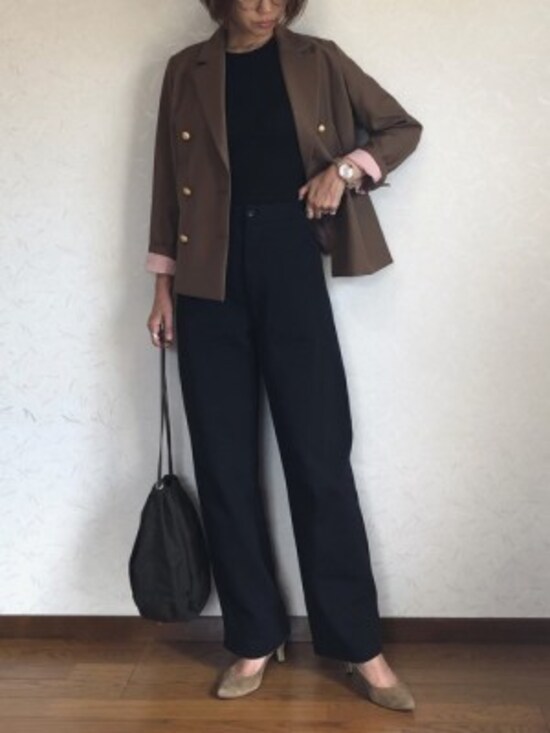 足に沿って動く柔らかな生地感できれいめコーデにもぴったり 出典:WEAR