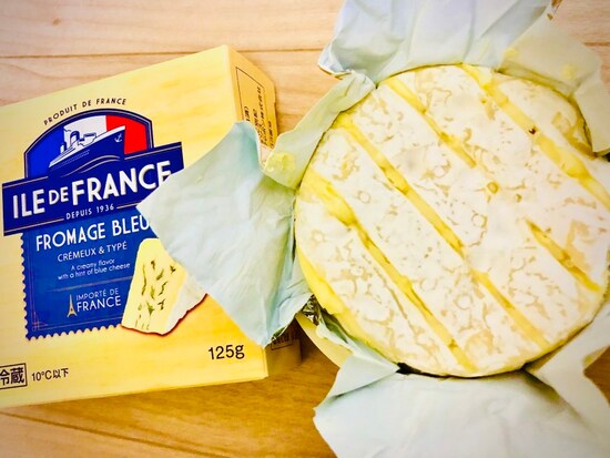 キュートなトリコロールのパッケージ！