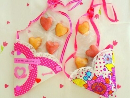 バレンタインラッピング手作り 紙皿のハート型ポシェット