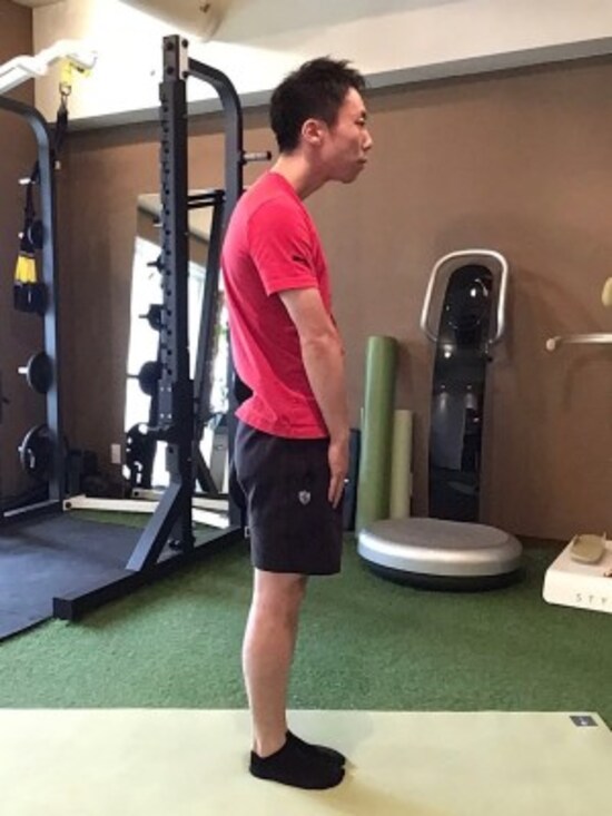 悪い立ち姿勢