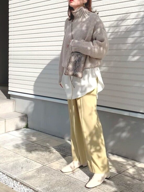   まろやかなレモンイエローも取り入れやすくておすすめ　出典：WEAR