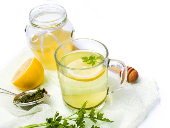 白湯の効果を高めるならレモンを入れてみて