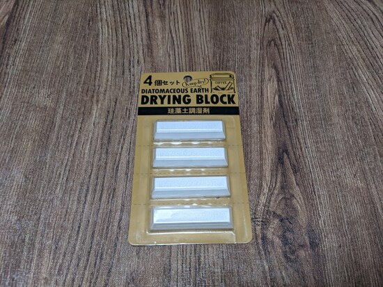 スリーコインズおすすめ珪藻土調湿剤