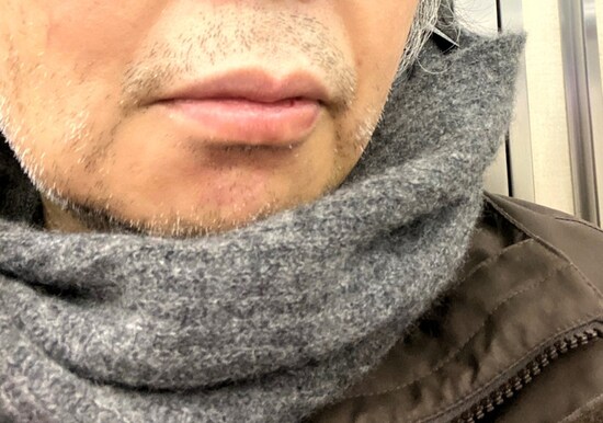 画像 2 3 頭から被るだけでオシャレに決まる カシミヤ100 の 極上スヌード 男のこだわりグッズ All About