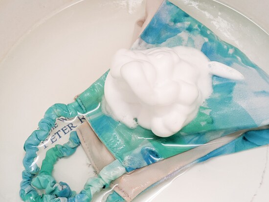 マスクの手洗いの方法