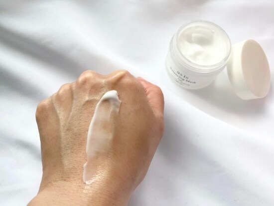 asis,アズイズ,バランシングマスク,ナイトクリーム,ゆらぎ肌,セージ,ダメージドライ,季節の変わり目の寒暖差,紫外線,花粉,PM2.5,空調