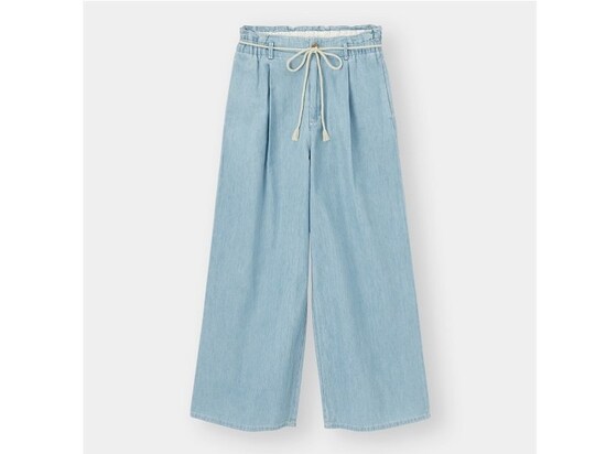 GU  ライトデニムロープベルトワイドパンツ  1990円（税込）