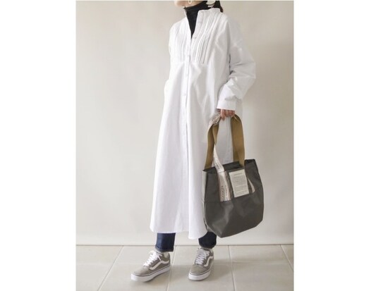 大人は一枚でも重ね着でも着られるロング丈が狙い目　出典：WEAR