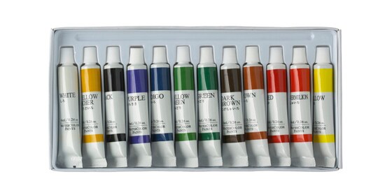 学校で使うものも取引される