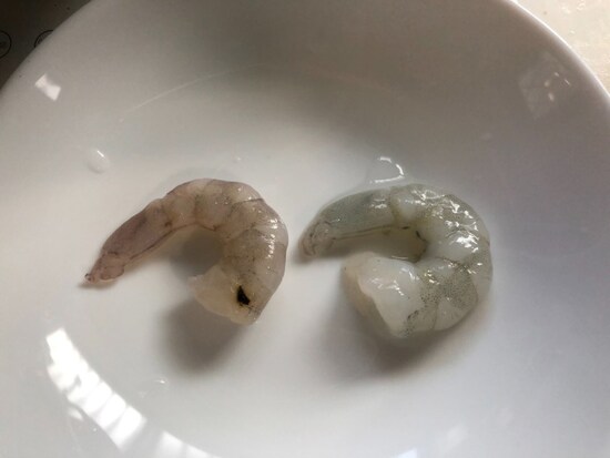 業務スーパーの大粒むきえび