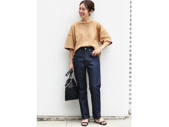 ドロップショルダーや袖長めなど、大人向けのオーバーサイズデザインが一押し　出典：WEAR