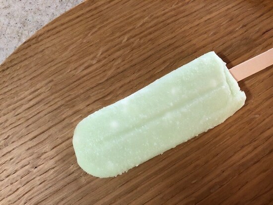 白いつぶつぶはラムネ