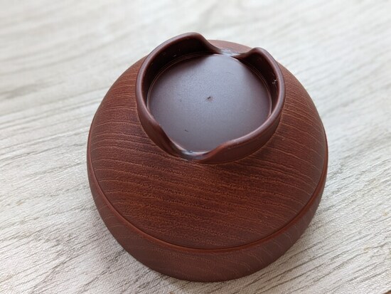 底に切れ目があるニトリの汁椀