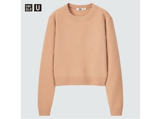 ユニクロ　プレミアムラムクロップドセーター　2990円（税込）