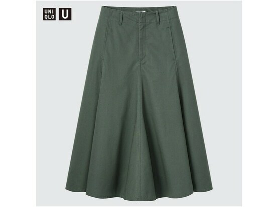 ユニクロ　コットンツイルフレアスカート　3990円（税込）