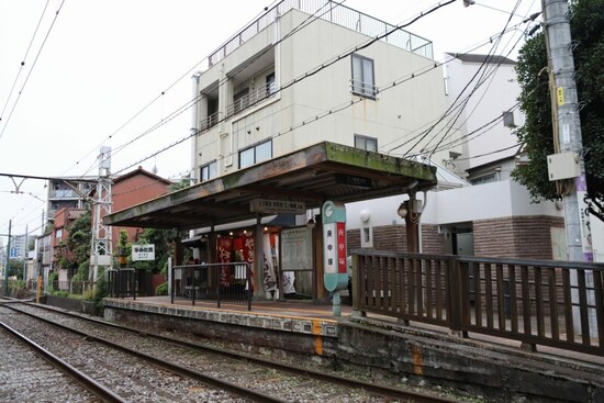 庚申塚のホーム