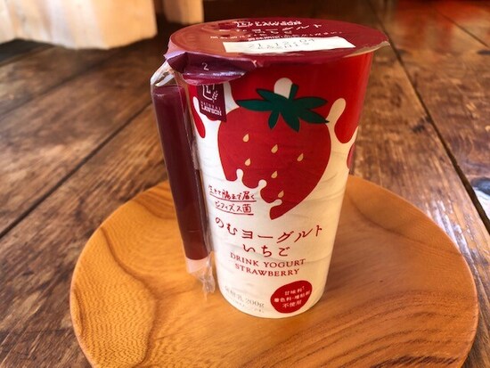 「のむヨーグルト　いちご」