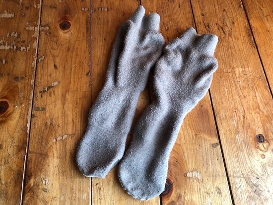 「もちはだ ハイソックス」