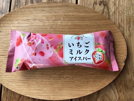 「赤城　いちごミルクアイスバー」