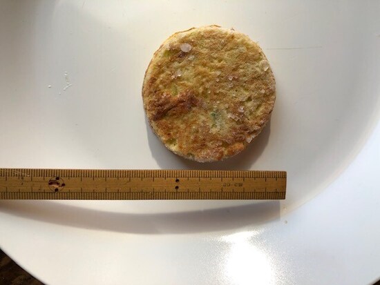 直径は約6.5cm