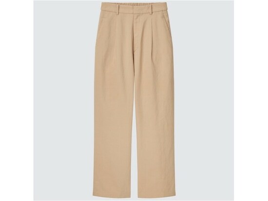 ユニクロ　リネンブレンドタックワイドパンツ　2990円（税込）