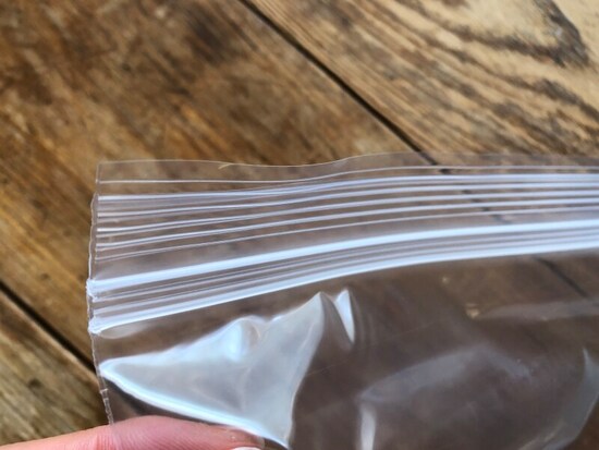 口部分はダブルジッパー