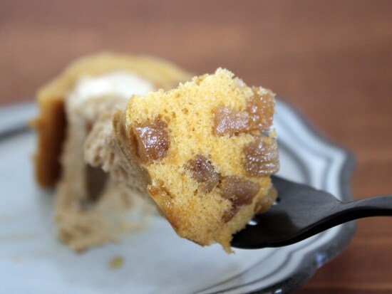 ごろっと栗のもち食感ロール