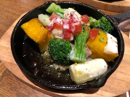 ココスの「温野菜のシーザーサラダ」