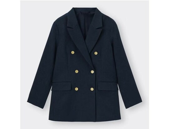 ジーユー　ダブルブレストブレザー　4990円（税込）