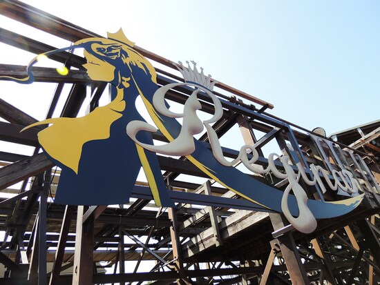 水上木製コースターレジーナⅡ