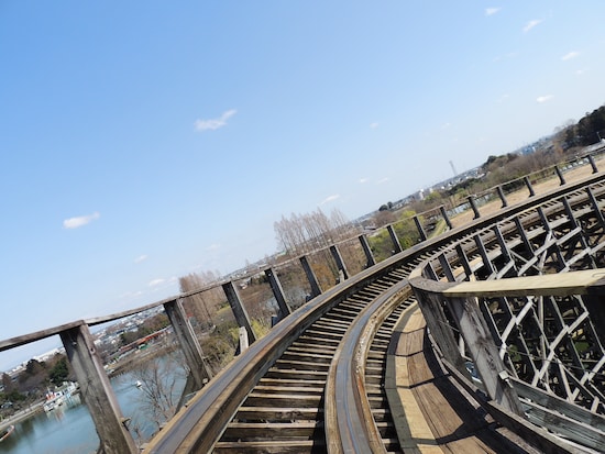 水上木製コースターレジーナⅡ