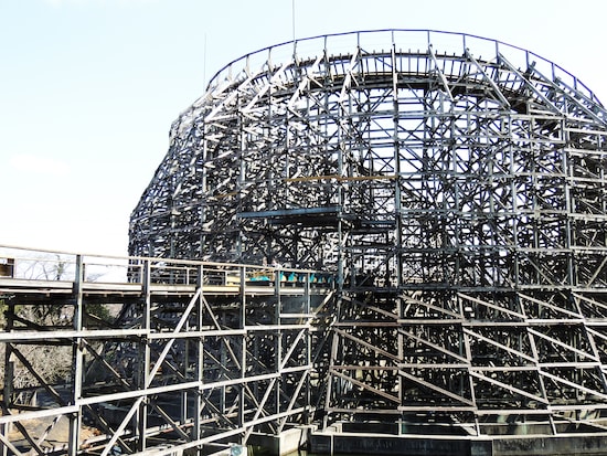 水上木製コースターレジーナⅡ