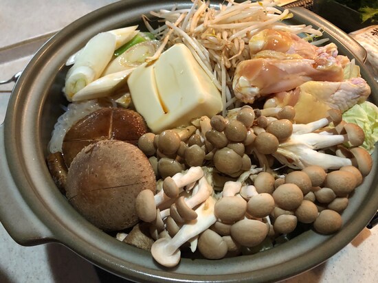 業務スーパーの「すき焼きのたれ」を使ってすき焼きを作る