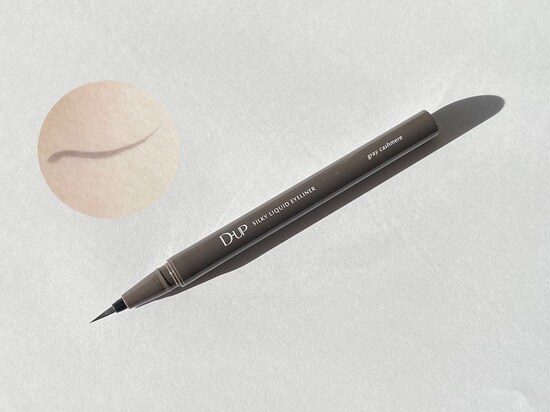 アイライナー,リキッドアイライナー