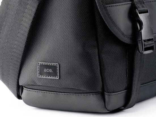 床置きに対応する構造と汚れが拭き取れる素材