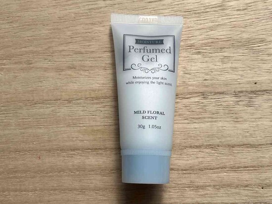 ダイソーの「香水ジェル マイルドフローラルの香り」