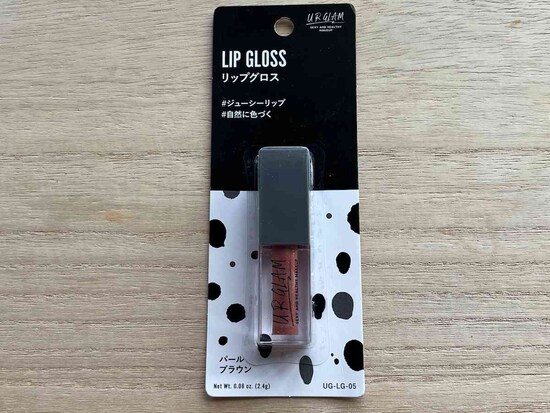 ダイソーの「UG リップグロス 05」