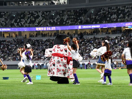 国立競技場＝6月7日、東京都新宿区