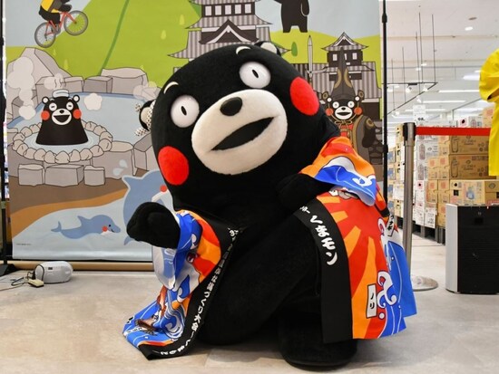 イオン東雲店＝6月9日、東京都江東区