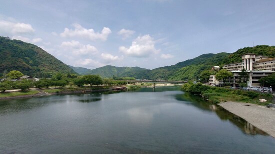 錦帯橋から望む錦川（1）