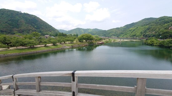 錦帯橋から望む錦川（2）