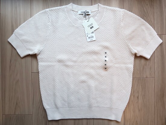 ユニクロ　コットンポップコーンクルーセーター　2990円（税込）