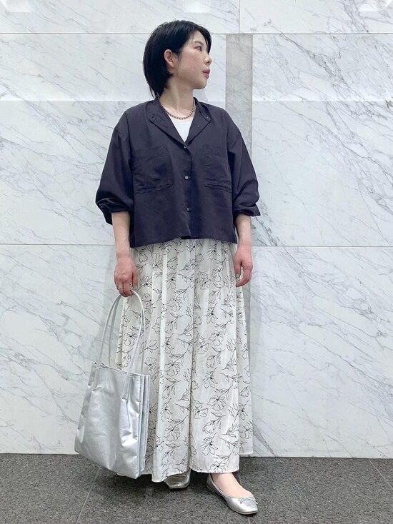 軽やかな素材を選ぶと快適に過ごせます　出典：WEAR