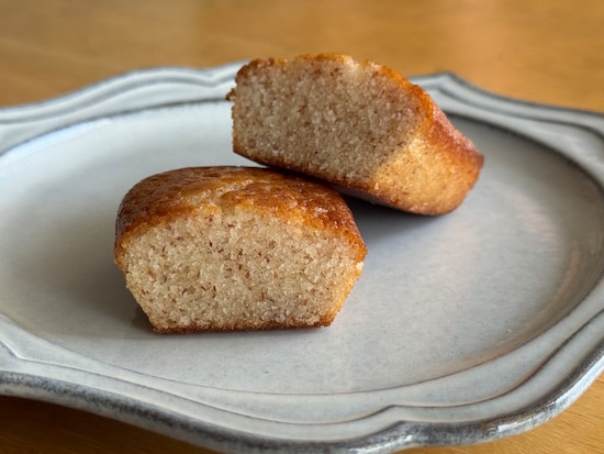 コーヒーのお供ならこれ！ 食感は軽いですが、食べごたえのあるサイズで大満足