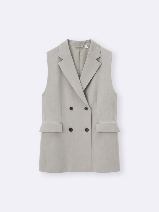 ジーユー　ダブルブレストベスト　3990円（税込）※一部店舗のみ販売